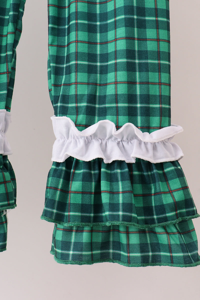 White wreath smocked ruffle pants set