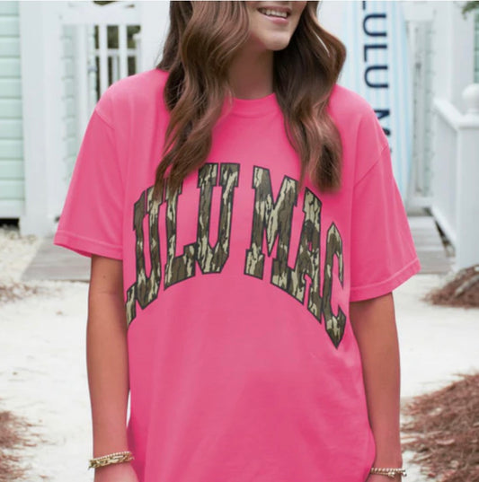 Lulu Mac MOSSY OAK BOTTOMLAND ADULT NEON PINK COMFORT COLORS MOSSY OAK TEE