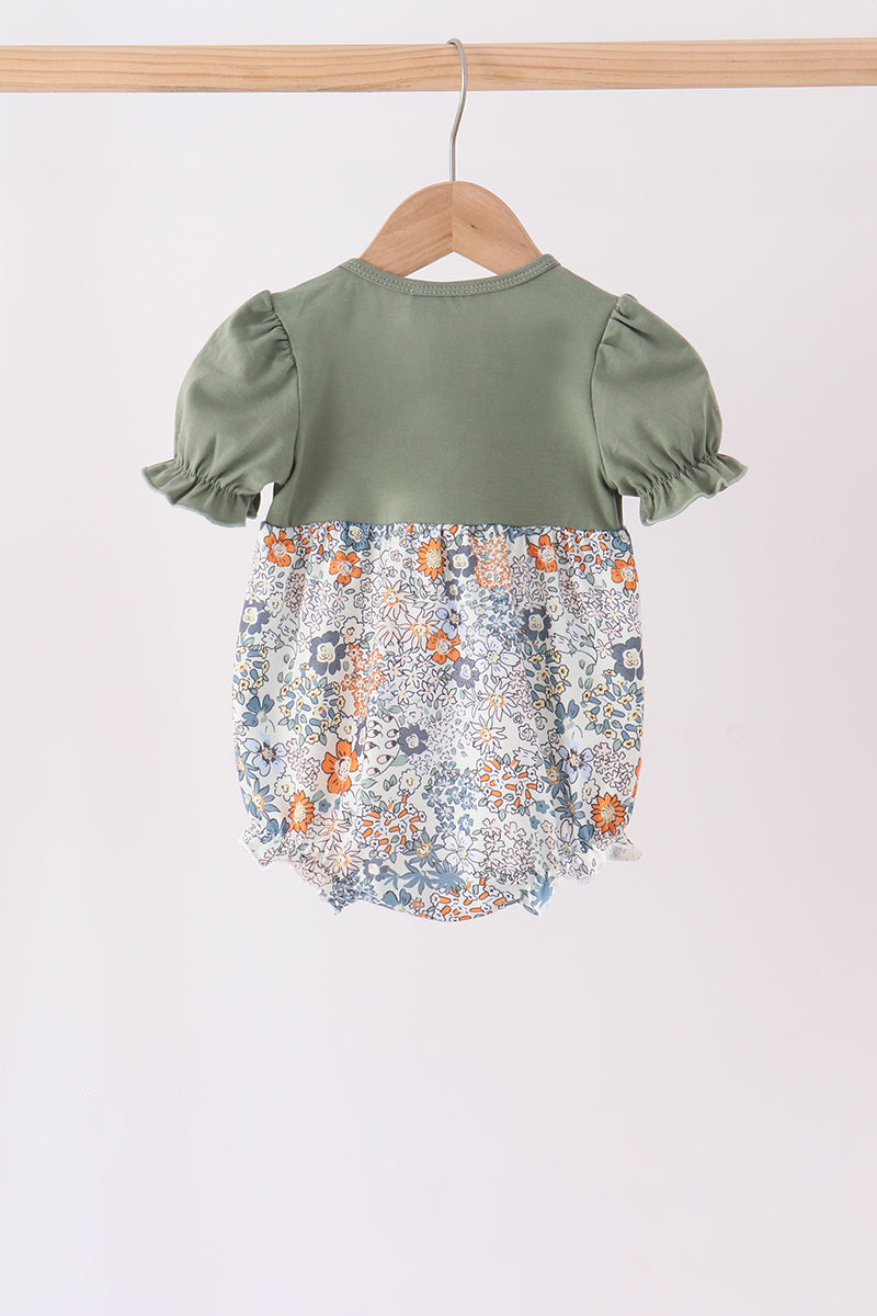 Green pumpkin french knot bubble